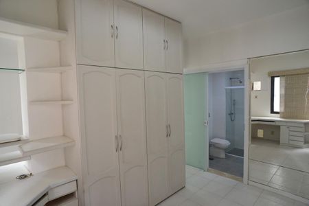 Apartamento para alugar com 137m², 3 quartos e 2 vagasCloset/Escritório