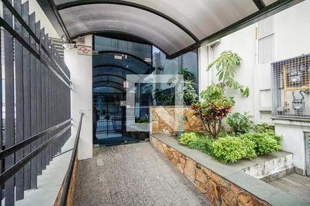 Apartamento à venda com 91m², 2 quartos e 1 vaga Apartamento à venda com 91m², 2 quartos e 1 vagaÁrea Comum