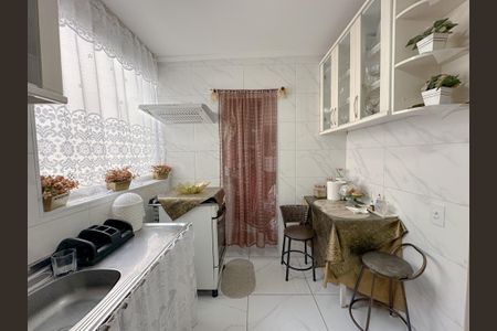 Apartamento à venda com 83m², 2 quartos e sem vagaCozinha