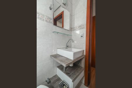 Banheiro da Suíte de apartamento para alugar com 1 quarto, 40m² em Rio Branco, Porto Alegre