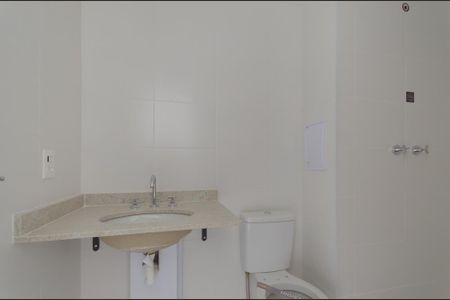 Banheiro de kitnet/studio para alugar com 1 quarto, 25m² em Vila Mariana, São Paulo