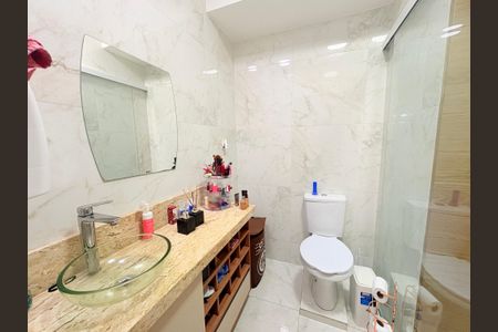 Apartamento à venda com 60m², 2 quartos e 1 vagaBanheiro Social