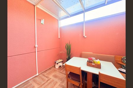 Apartamento à venda com 60m², 2 quartos e 1 vagaQuintal