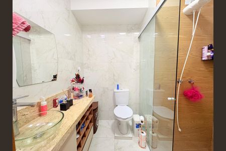 Apartamento à venda com 60m², 2 quartos e 1 vagaBanheiro Social