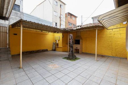 Casa para alugar com 180m², 2 quartos e sem vagaQuintal