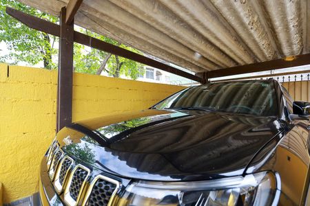 Casa à venda com 230m², 3 quartos e 1 vaga Casa à venda com 230m², 3 quartos e 1 vagaGaragem