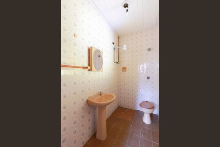 Casa à venda com 230m², 3 quartos e 1 vaga Casa à venda com 230m², 3 quartos e 1 vagaCasa 1 - Banheiro