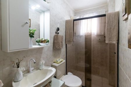Banheiro de apartamento para alugar com 1 quarto, 50m² em Aviação, Praia Grande