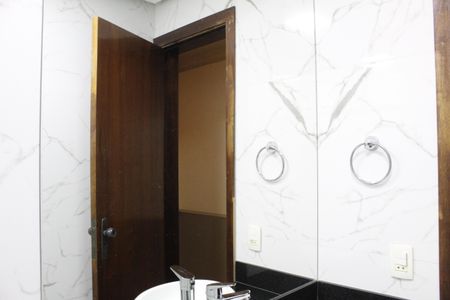 Apartamento para alugar com 120m², 3 quartos e 2 vagasBanheiro Social