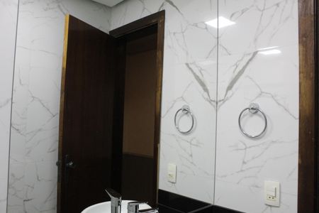 Apartamento para alugar com 120m², 3 quartos e 2 vagasBanheiro Social