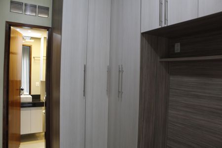 Apartamento para alugar com 120m², 3 quartos e 2 vagasSuíte 