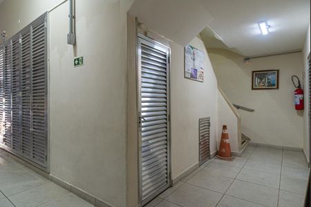 Apartamento à venda com 43m², 1 quarto e sem vagaÁrea comum - Hall Social