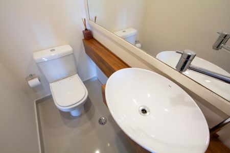 Apartamento à venda com 180m², 4 quartos e 2 vagas Apartamento à venda com 180m², 4 quartos e 2 vagasLavabo