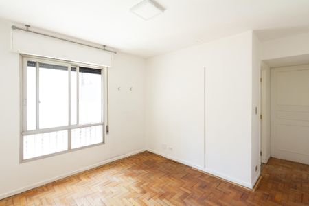 Apartamento à venda com 180m², 4 quartos e 2 vagas Apartamento à venda com 180m², 4 quartos e 2 vagasSuíte