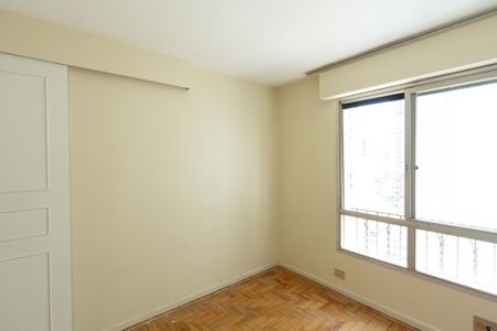 Apartamento à venda com 180m², 4 quartos e 2 vagas Apartamento à venda com 180m², 4 quartos e 2 vagasQuarto 1