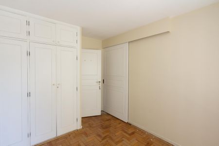 Apartamento à venda com 180m², 4 quartos e 2 vagas Apartamento à venda com 180m², 4 quartos e 2 vagasQuarto 1