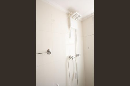 Apartamento à venda com 180m², 4 quartos e 2 vagas Apartamento à venda com 180m², 4 quartos e 2 vagasBanheiro da Suíte