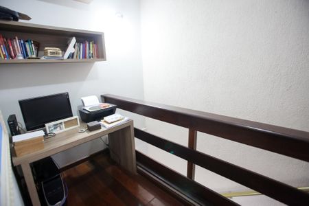 Casa à venda com 240m², 3 quartos e 3 vagasHall dos Quartos