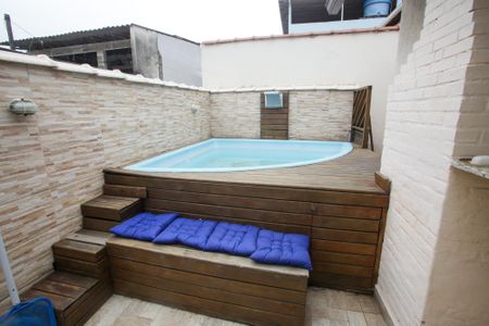 Casa à venda com 240m², 3 quartos e 3 vagasPiscina