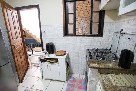 Casa à venda com 240m², 3 quartos e 3 vagasCozinha