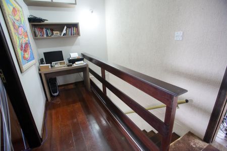 Casa à venda com 240m², 3 quartos e 3 vagasHall dos Quartos