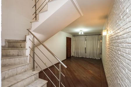 Sala de casa para alugar com 4 quartos, 140m² em Vila Moinho Velho, São Paulo