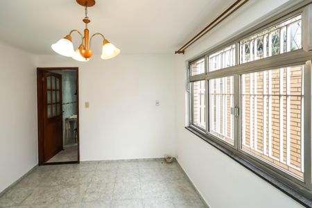 Casa à venda com 140m², 4 quartos e 1 vaga Casa à venda com 140m², 4 quartos e 1 vagaCopa