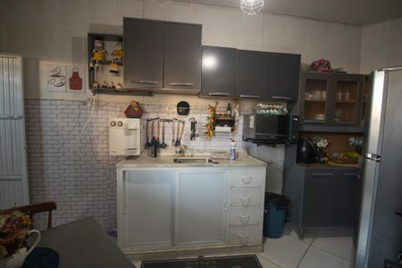 Casa para alugar com 120m², 3 quartos e 2 vagasCozinha