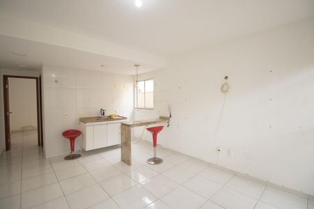 Sala/Cozinha de apartamento para alugar com 1 quarto, 35m² em Colubandê, São Gonçalo
