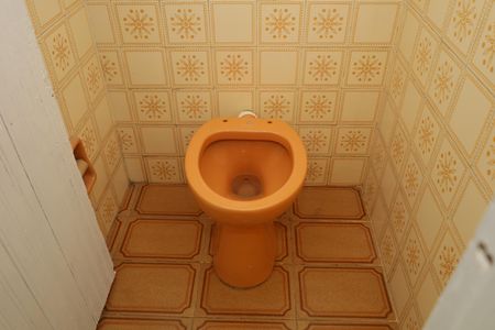 Casa à venda com 78m², 3 quartos e 3 vagasBanheiro da área externa