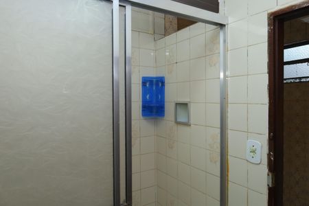 Casa à venda com 78m², 3 quartos e 3 vagasBanheiro