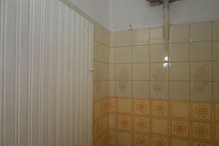 Casa à venda com 78m², 3 quartos e 3 vagasBanheiro da área externa