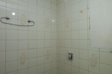 Casa à venda com 78m², 3 quartos e 3 vagasBanheiro