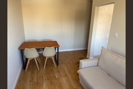 Apartamento à venda com 50m², 2 quartos e 1 vaga Apartamento à venda com 50m², 2 quartos e 1 vagaSala