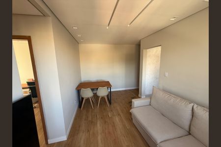 Apartamento à venda com 50m², 2 quartos e 1 vaga Apartamento à venda com 50m², 2 quartos e 1 vagaSala