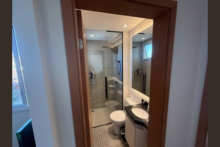 Apartamento à venda com 50m², 2 quartos e 1 vaga Apartamento à venda com 50m², 2 quartos e 1 vagaBanheiro