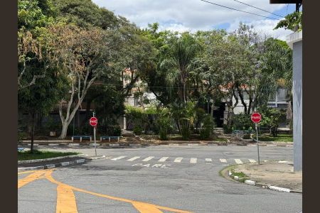 Casa à venda com 165m², 4 quartos e 2 vagas Casa à venda com 165m², 4 quartos e 2 vagasFoto 48