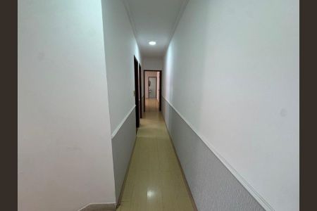 Casa à venda com 165m², 4 quartos e 2 vagas Casa à venda com 165m², 4 quartos e 2 vagasFoto 14
