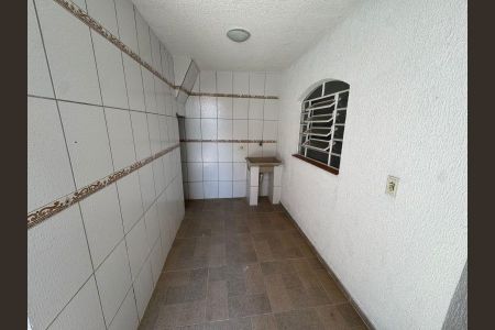Casa à venda com 165m², 4 quartos e 2 vagas Casa à venda com 165m², 4 quartos e 2 vagasFoto 30