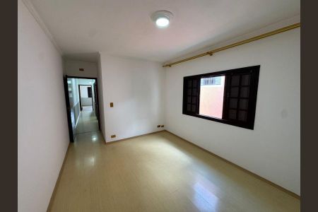 Casa à venda com 165m², 4 quartos e 2 vagas Casa à venda com 165m², 4 quartos e 2 vagasFoto 22