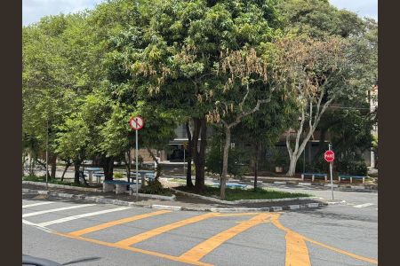 Casa à venda com 165m², 4 quartos e 2 vagas Casa à venda com 165m², 4 quartos e 2 vagasFoto 47