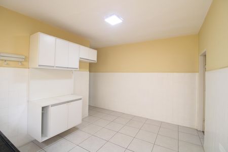 Cozinha de casa para alugar com 1 quarto, 100m² em Socorro, São Paulo