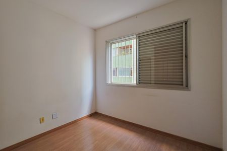 Apartamento à venda com 130m², 4 quartos e 2 vagas Apartamento à venda com 130m², 4 quartos e 2 vagasQuarto 2