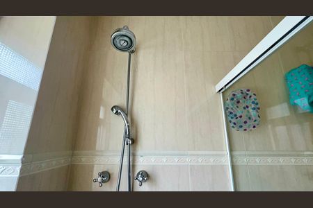 Apartamento à venda com 270m², 4 quartos e 2 vagasBanheiro