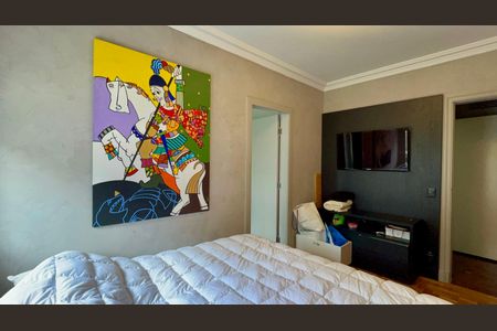 Apartamento à venda com 270m², 4 quartos e 2 vagasSuíte 2