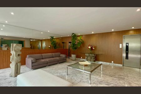 Apartamento à venda com 270m², 4 quartos e 2 vagasHall de entrada