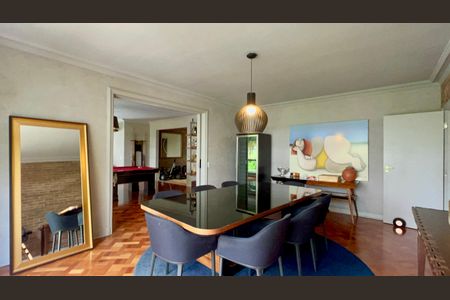 Apartamento à venda com 270m², 4 quartos e 2 vagasSala de Jantar