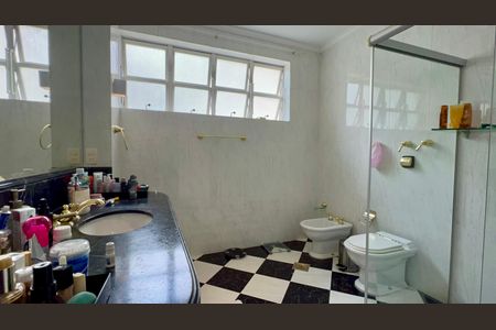 Apartamento à venda com 270m², 4 quartos e 2 vagasBanheiro da Suíte 1