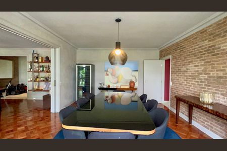 Apartamento à venda com 270m², 4 quartos e 2 vagasSala de Jantar