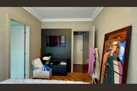 Apartamento à venda com 270m², 4 quartos e 2 vagasSuíte 2